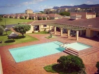 Apartamento Getaway To Hermanus Beach Club Exterior foto